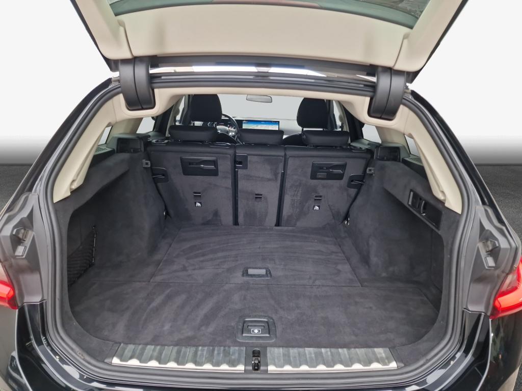 BMW 3 Series i *CarPlay*, миниатюра 10