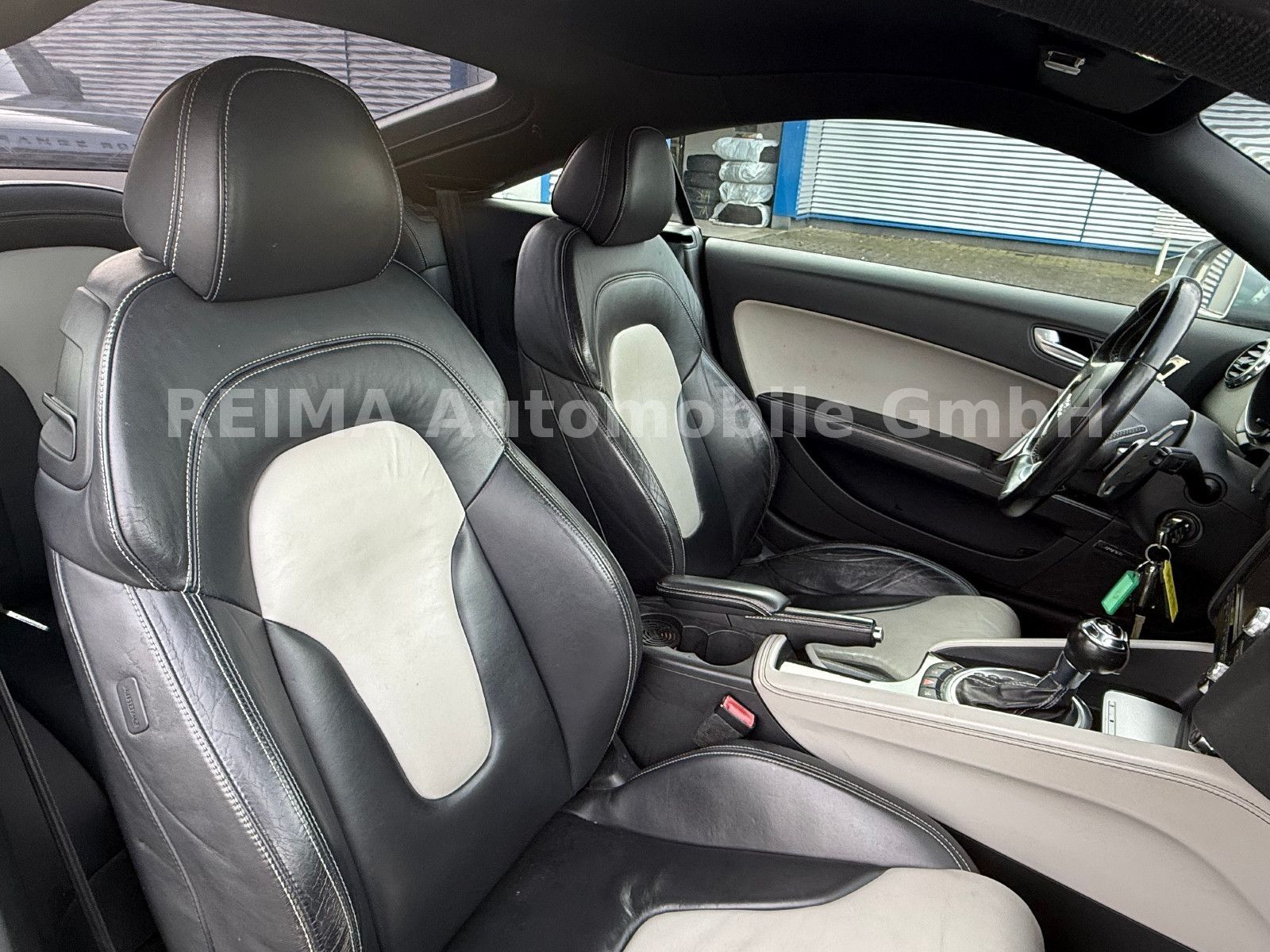 Fahrzeugabbildung Audi TT  2.0 TFSI  TTS Coupe quattro, Navi, LED, Bose