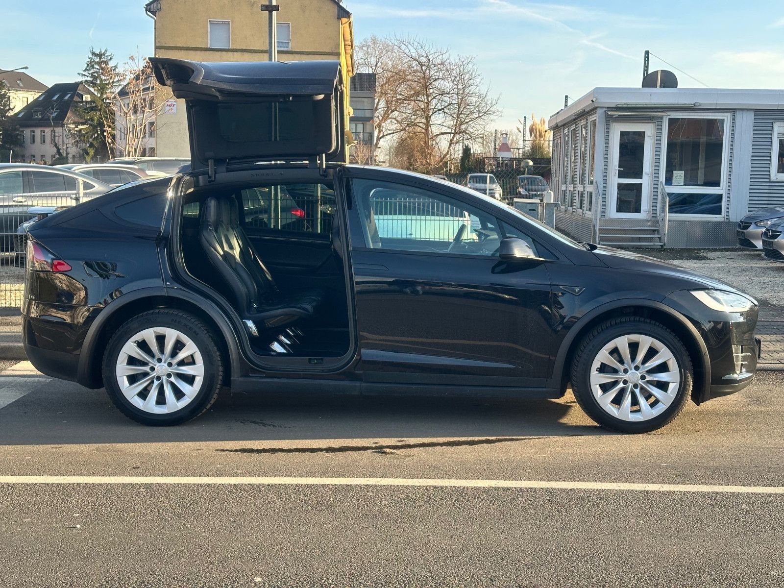 Fahrzeugabbildung Tesla MODEL X 90D PERFORMANCE+7SITZER+AHK