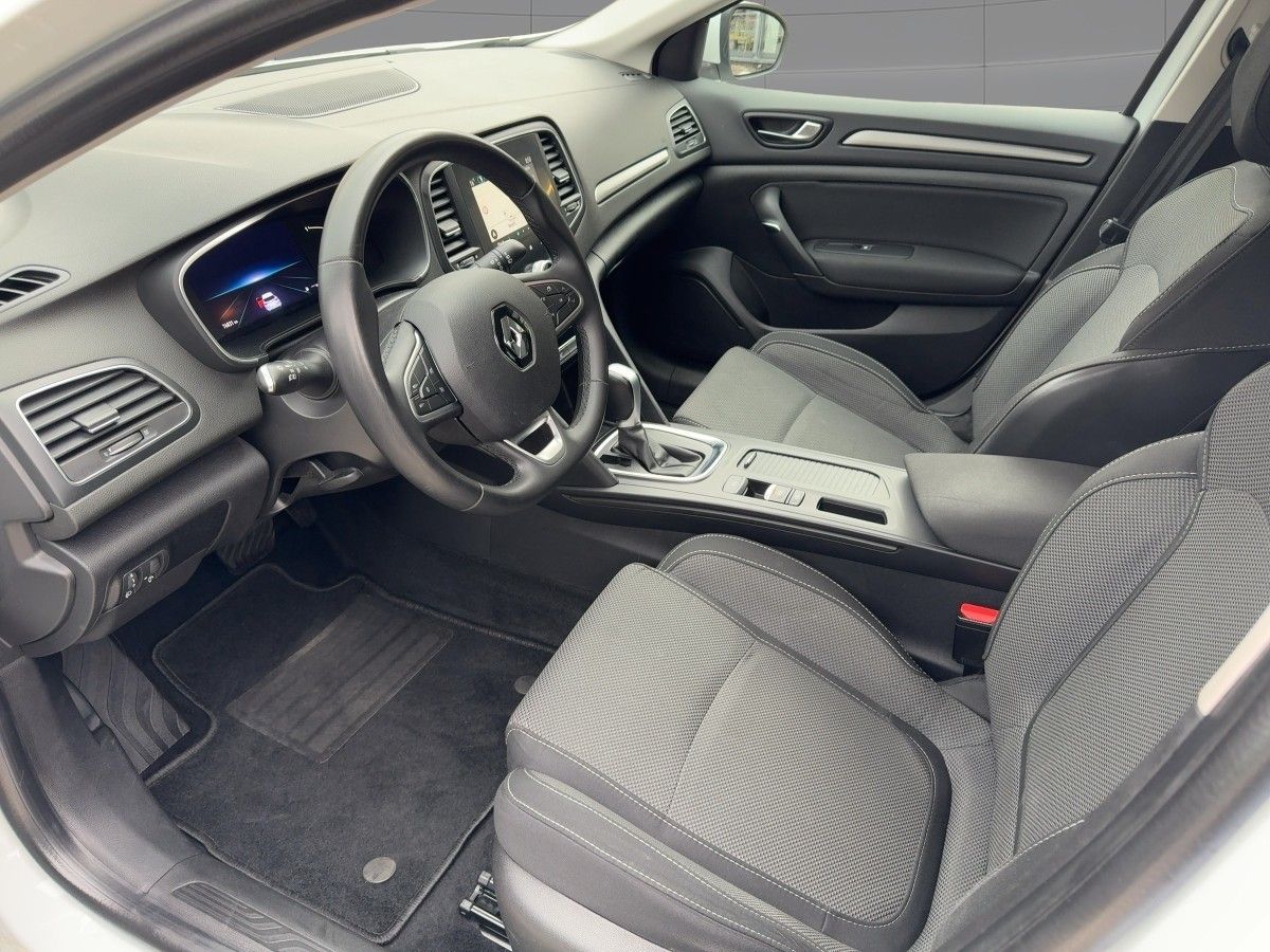 Fahrzeugabbildung Renault Megane IV Grandtour Equilibre dCi 115