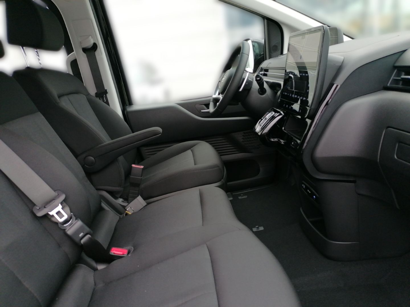 Hyundai Staria – Bild 13
