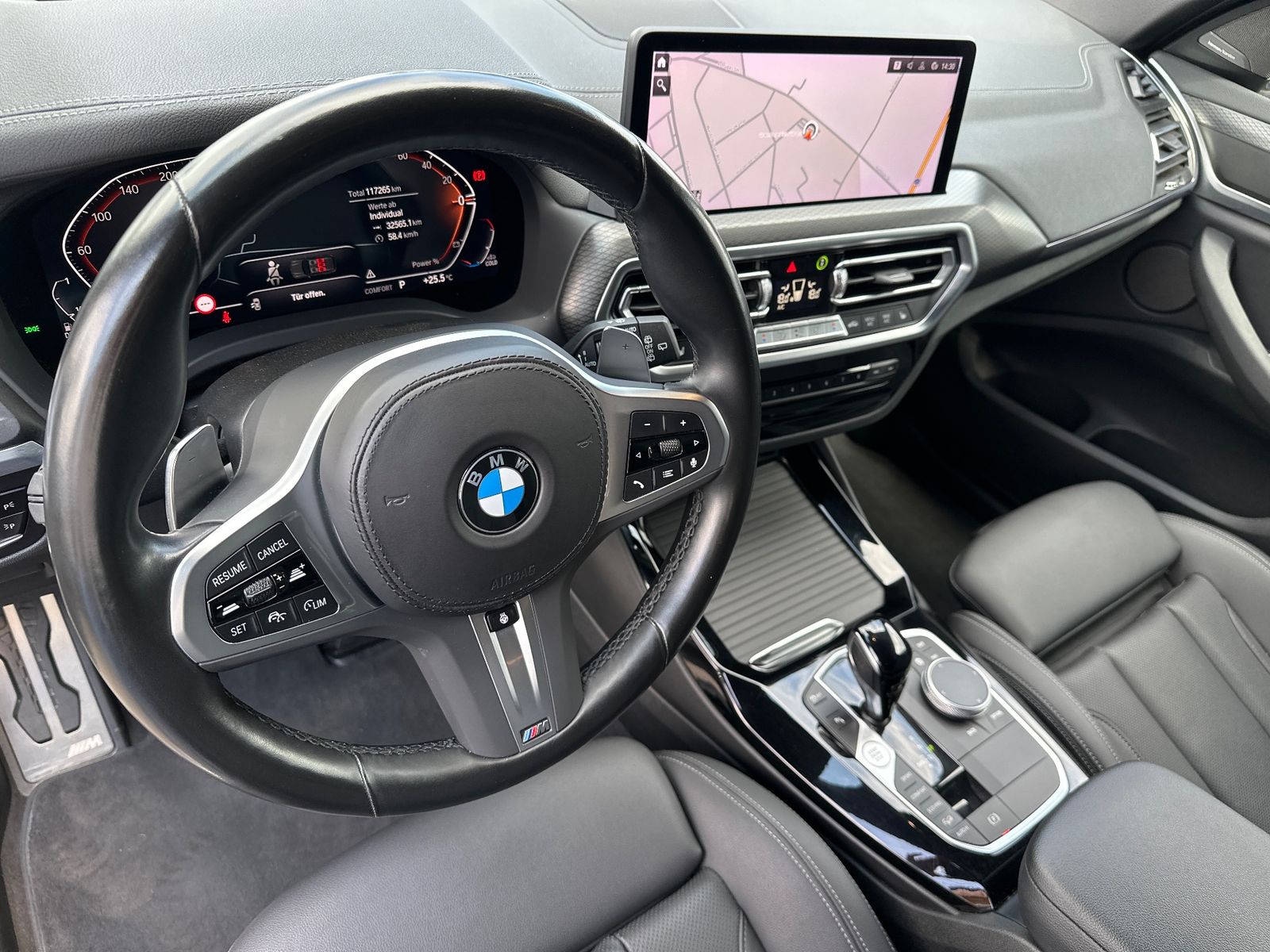Fahrzeugabbildung BMW X3 xDrive30d M-Sport NAV+LED+AHK+STHZG+HUD+21ZO