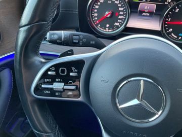 Fahrzeugabbildung Mercedes-Benz E 300 de T Autom,AMG,LED,Distronic,Kamera