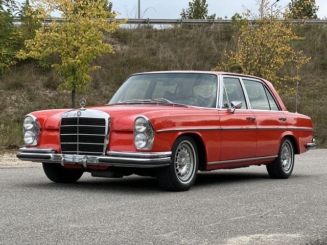 Mercedes-Benz 300 SEL 6.3 W109 / DEUTSCH / LEDER / KLIMA / SD