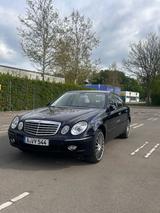 Mercedes-Benz E280 W211 3.0 V6 Limousine Automatik - blaue Mercedes-Benz E 280