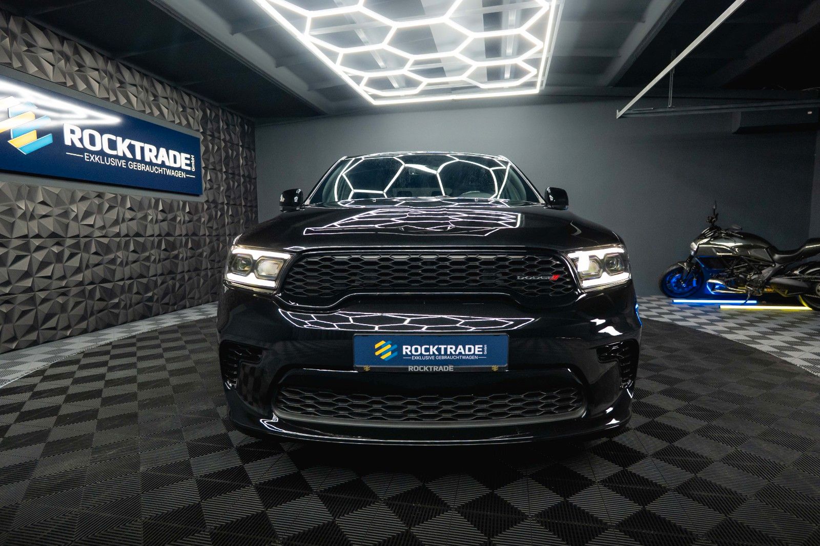 Fahrzeugabbildung Dodge Durango 3.6 V6 GT 4x4 SRT Night-Paket Modell 22