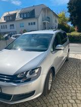 Volkswagen Sharan 2.0 TDI SCR DSG Comfortline Comfortline - VW Sharan Gebrauchtwagen in Frankfurt