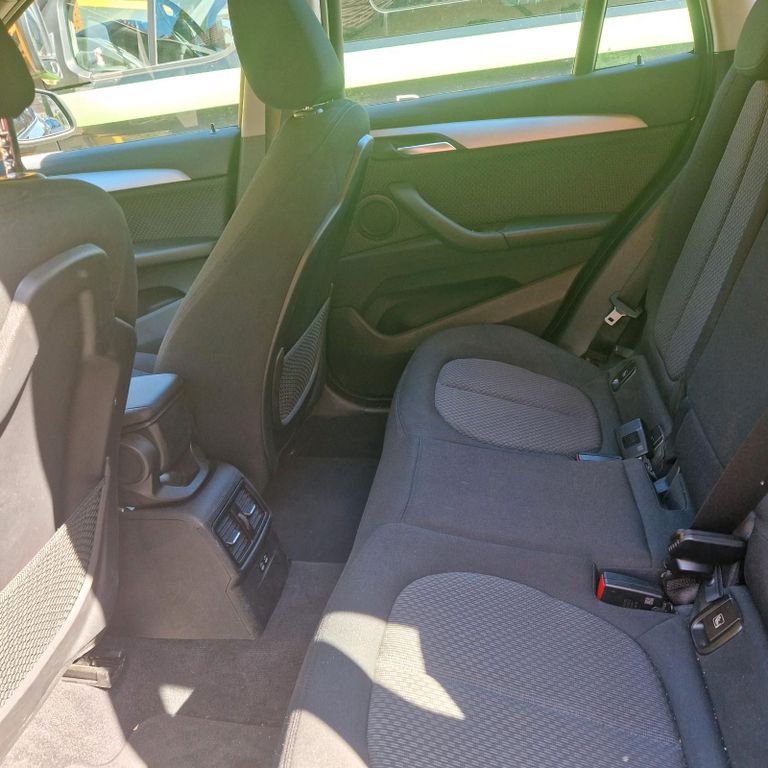 Image of BMW iX1