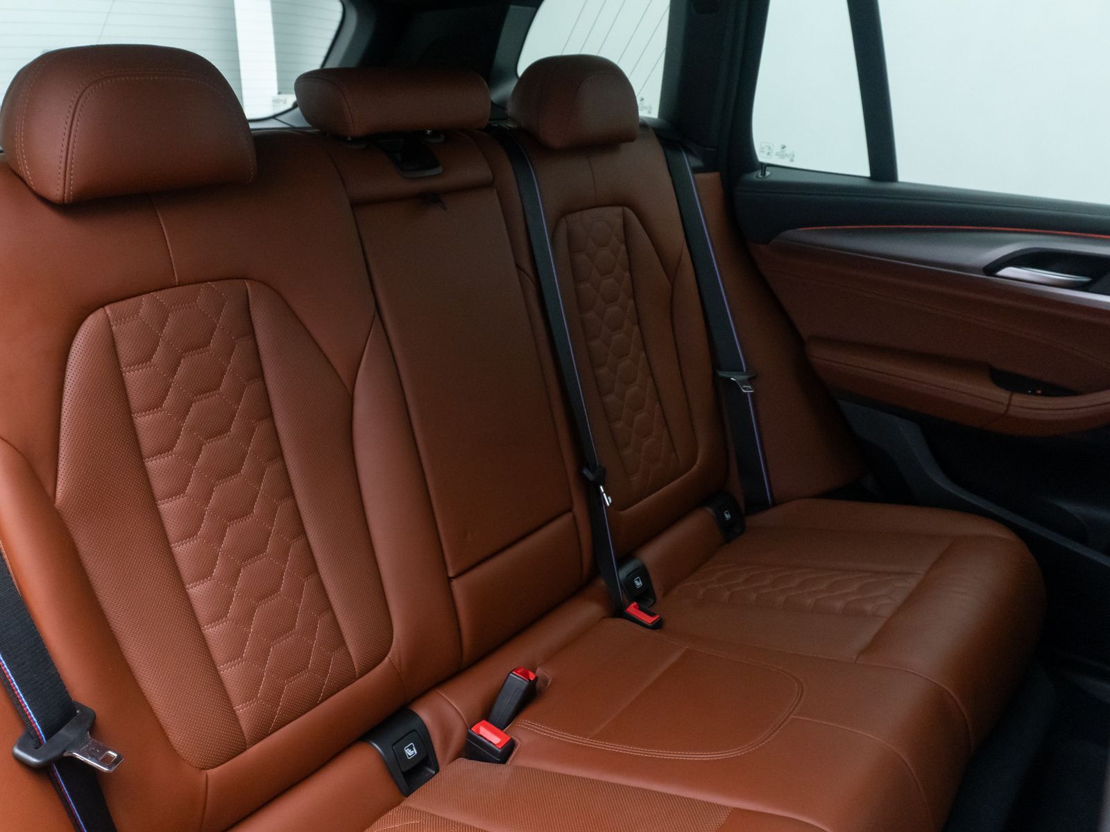 Fahrzeugabbildung BMW X3 M Competition HUD 360°H/K DAB Alarm AHK Komfo