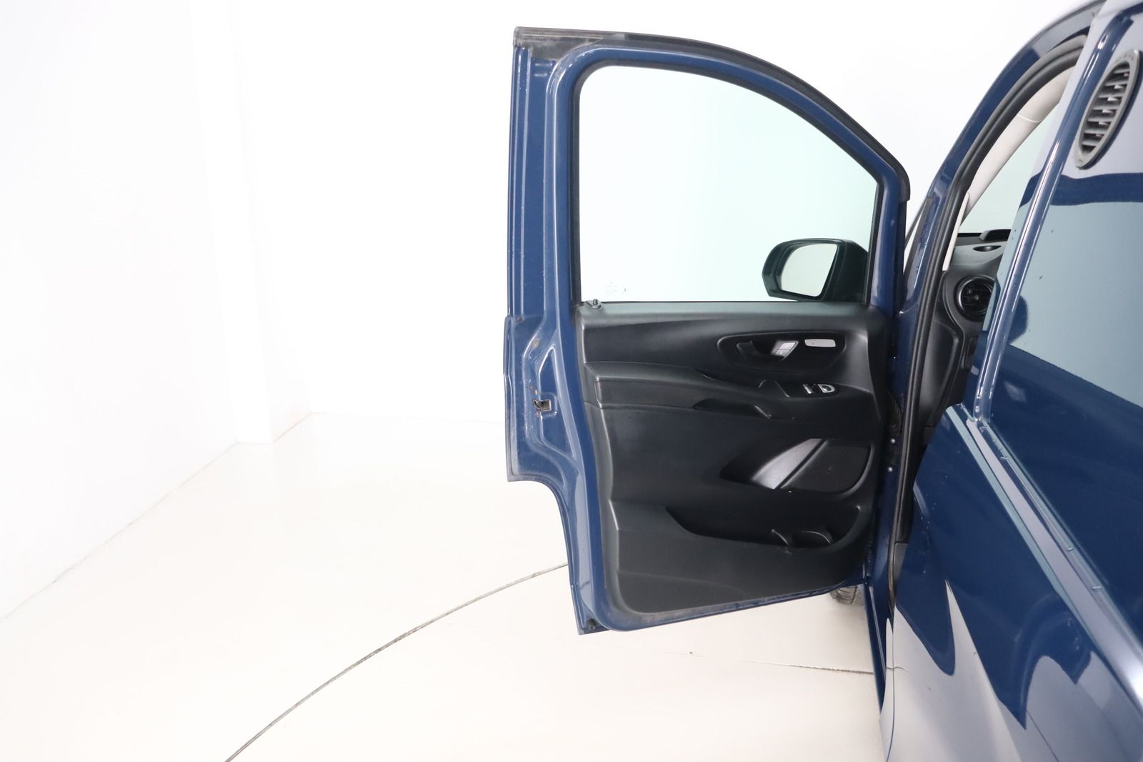 Fahrzeugabbildung Mercedes-Benz Vito 116 CDI lang * LED * Navi