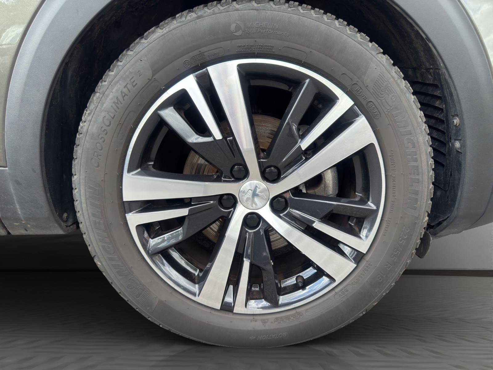 Peugeot 3008 2.0 HDi Allure PANO/NAV/SHZ/360/ASSISTENZ