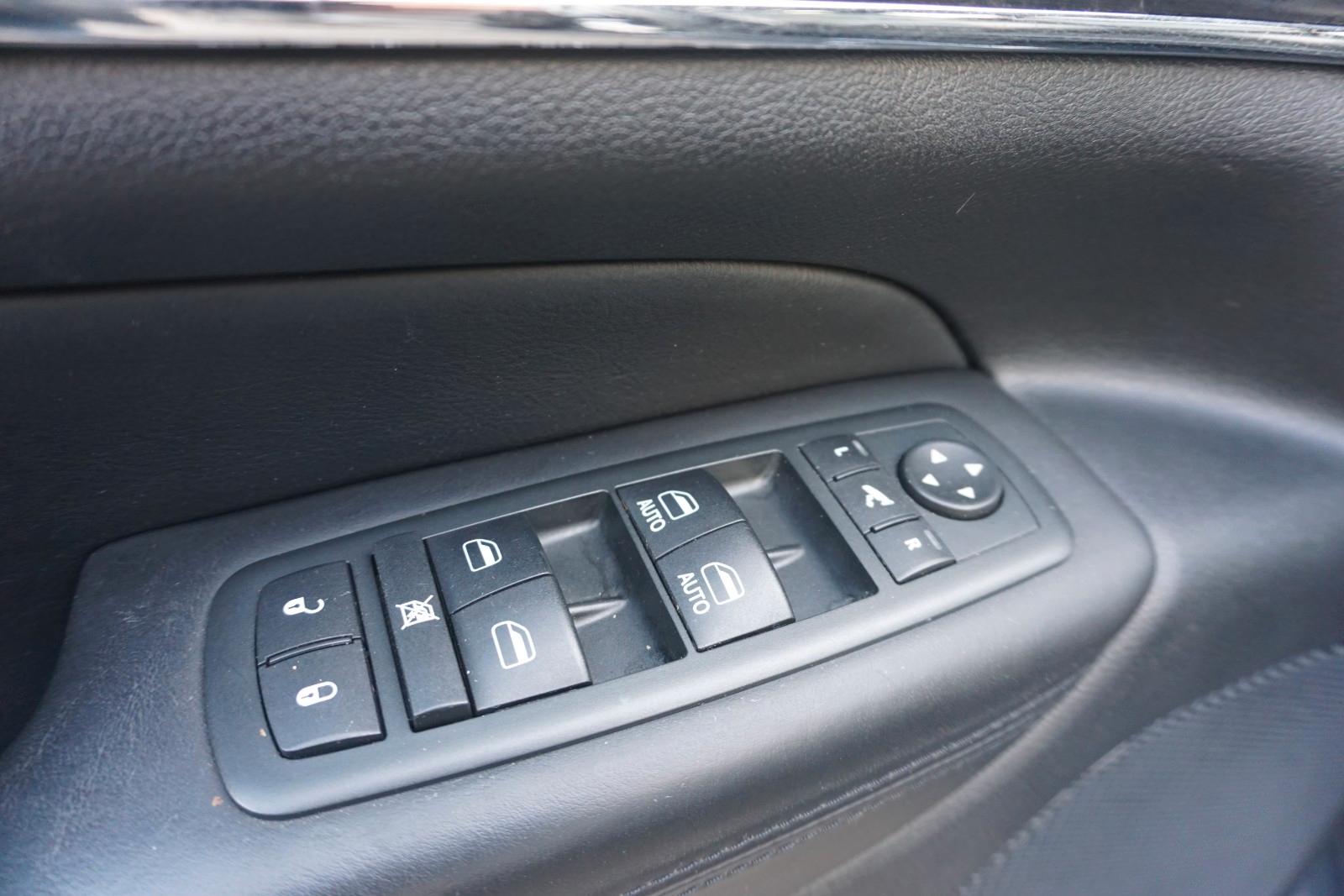 Jeep Grand Cherokee 3.0 CRD Overland 241ch - Toit ouvrant panoramique - Suspension pneumatique - Sièges conducteur - Camera