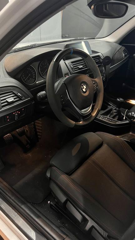 BMW 120