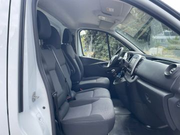 Renault Trafic - 9