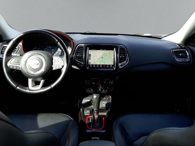 Fahrzeugabbildung Jeep Compass Trailhawk 1.3 PHEV 4WD Navi Pano Leder
