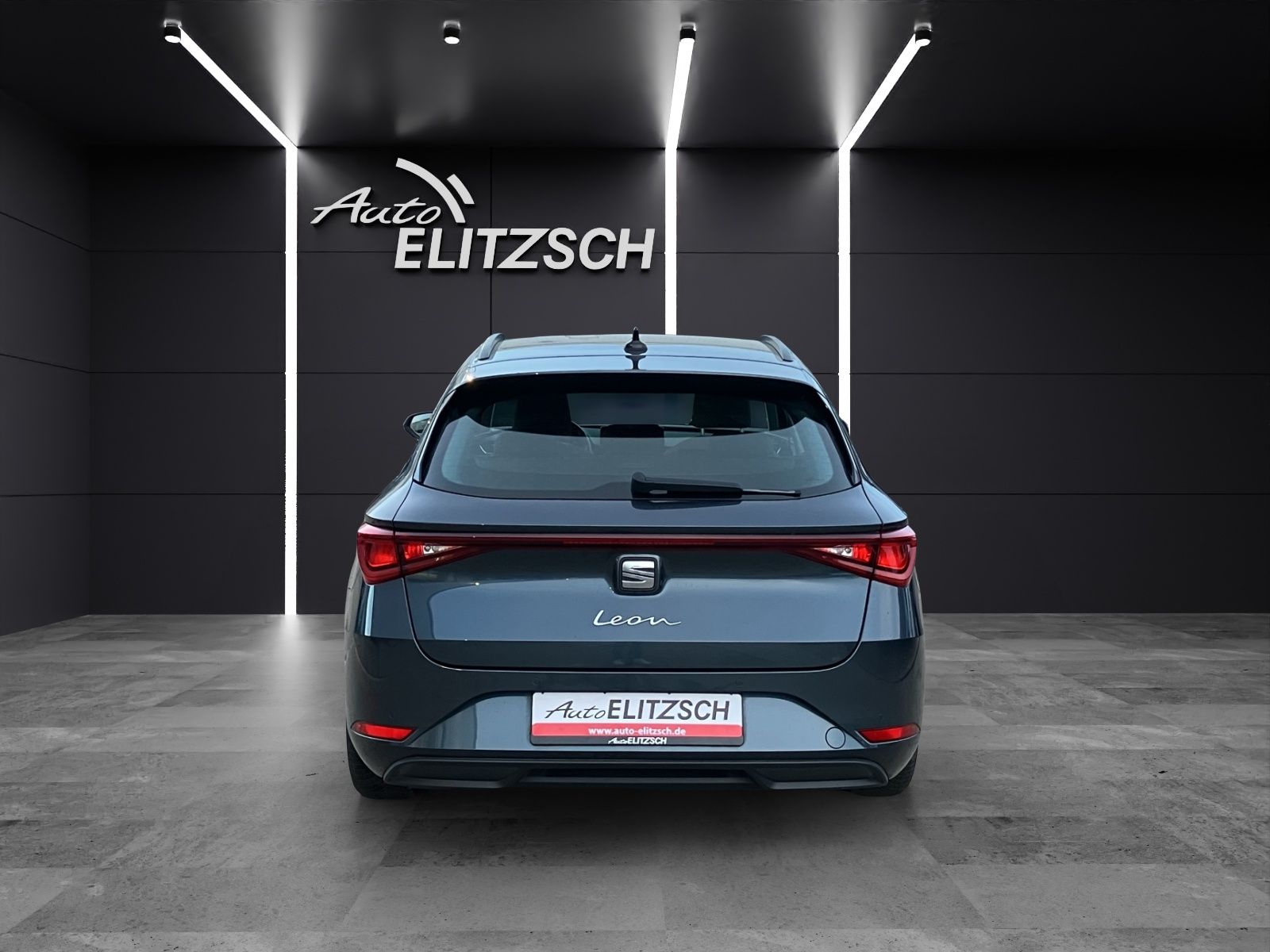 Fahrzeugabbildung SEAT Leon ST TSI Style LED Navi AID GRA PDC SH LM