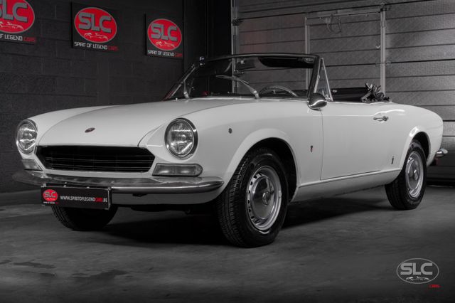 Fiat 124 Spider