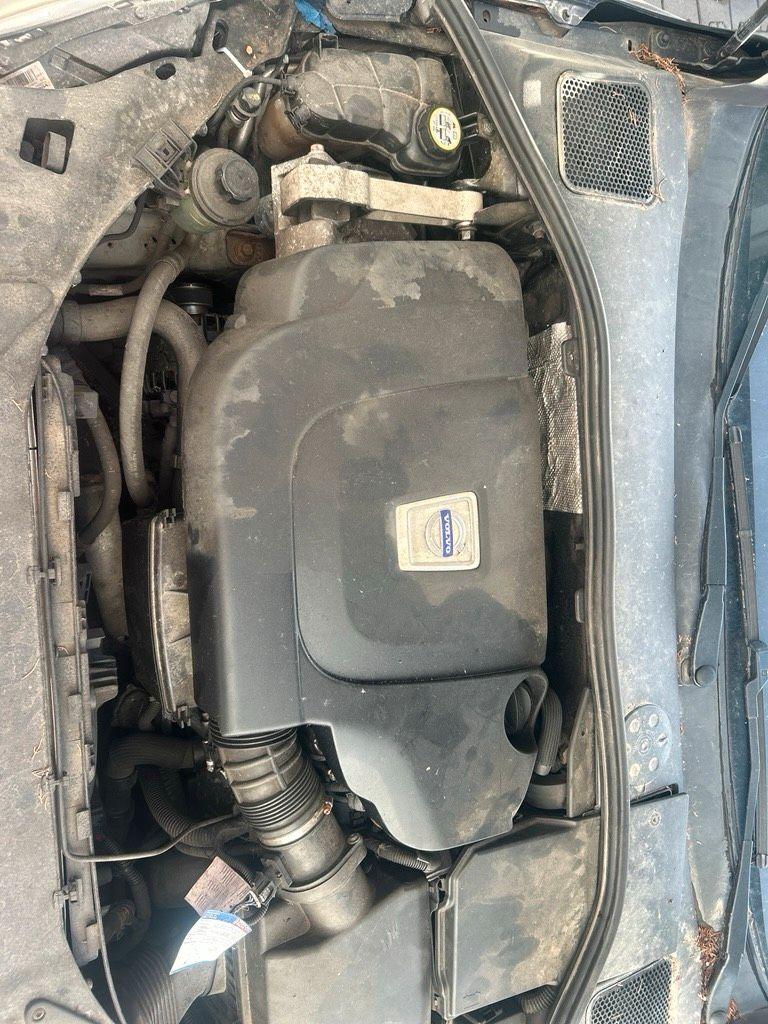 Volvo V60 2011 — photo 6