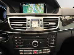 MERCEDES-BENZ E 350  Avantgarde 4Matic Edition Navi LED PDC