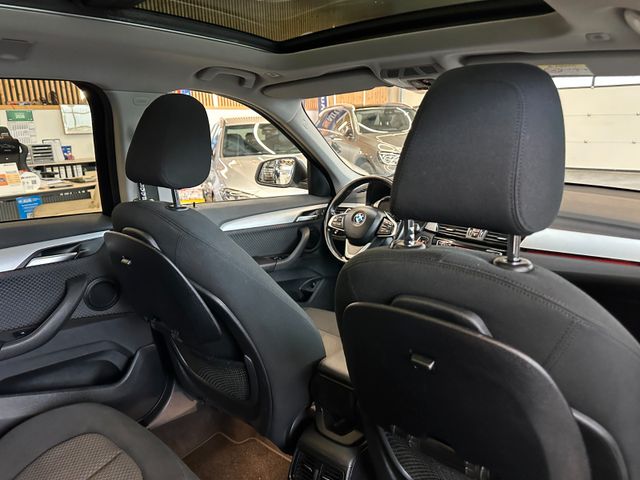 BMW X1 xDrive 20 d *HeadUp*Pano*AHK*Kamera*