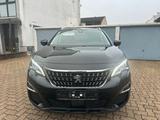 Peugeot 3008 Active - Peugeot 3008: Active