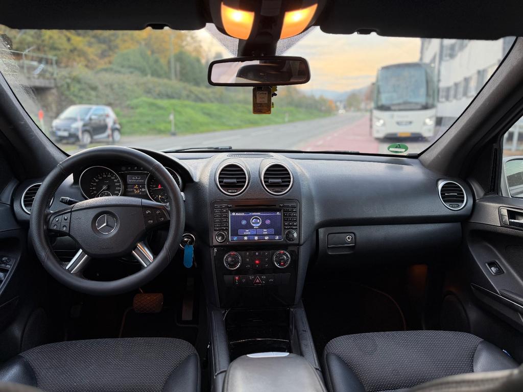 Mercedes-Benz ML 280