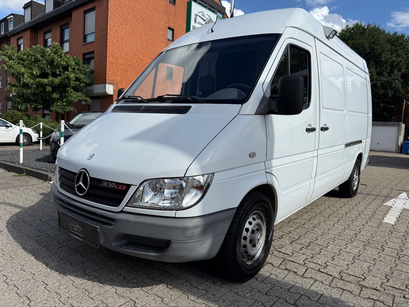Fahrzeugabbildung Mercedes-Benz Sprinter Camper AHK Nur 74.900 KM
