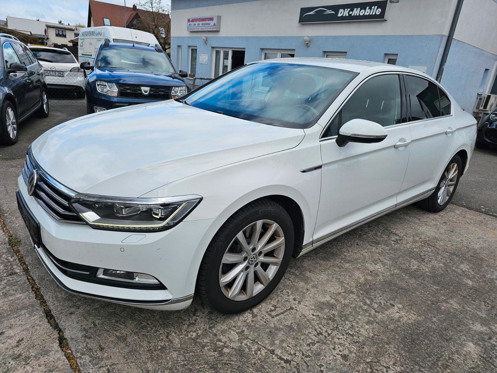 Volkswagen Passat Lim. Highline R line 4Motion Virtual LED
