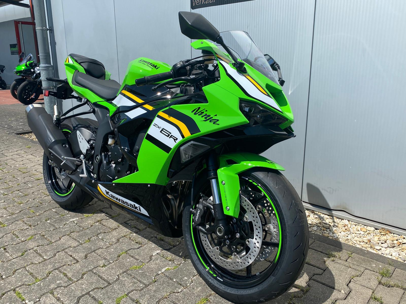 Kawasaki Ninja ZX - 6R