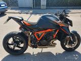 KTM Super Duke 1390 R EVO inkl. TechPack - KTM 1390 Super Duke R EVO