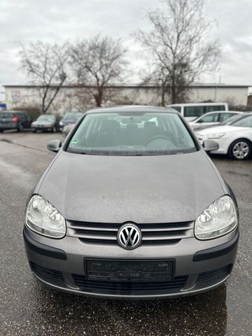 Volkswagen Golf V Lim. Trendline 1.6