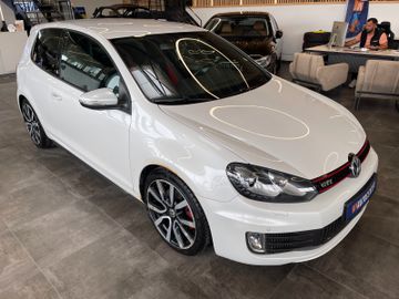 Volkswagen Golf VI GTI adidas *BI-XENON*KAMERA*TOUCH*PDC*