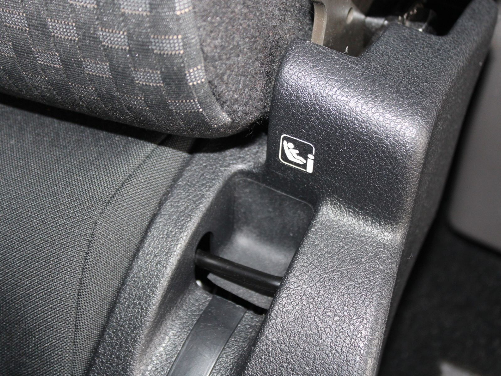 Fahrzeugabbildung Ford Transit Connect L2 Rollstuhlrampe Heckausschnitt