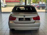 BMW 330i Lim. Edition Exklusive Autom·Navi·Schiebed. - BMW 330 aus 2011: 330i