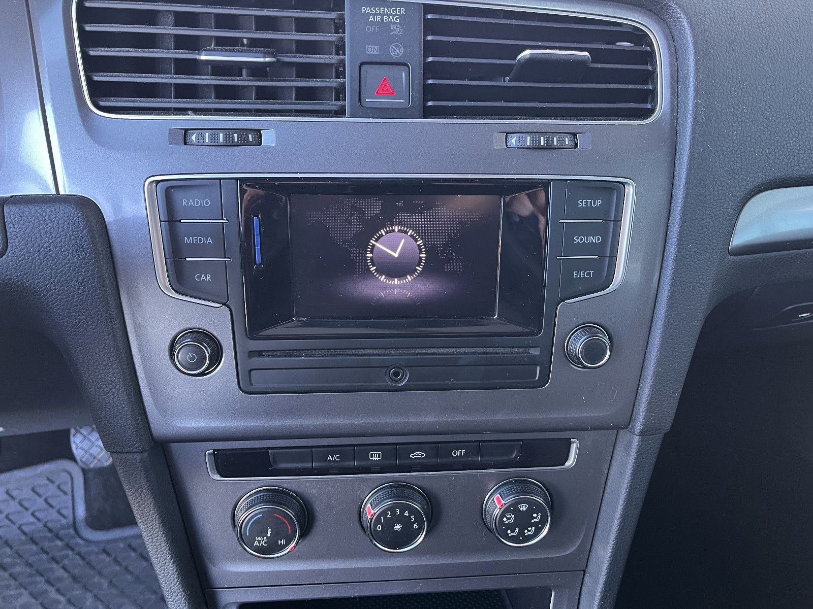 Fahrzeugabbildung Volkswagen Golf VII Lim. Trendline BMT