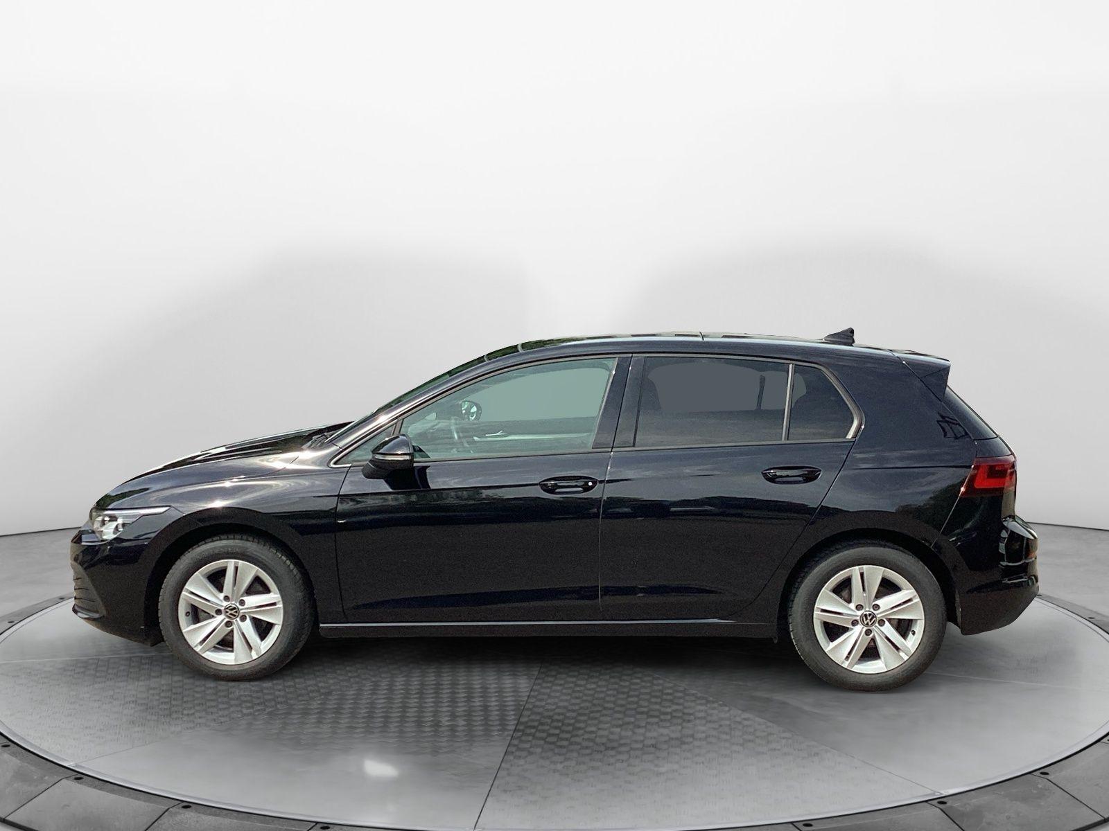 Volkswagen Golf 1,5eTSI DSG Life Pano LED Navi