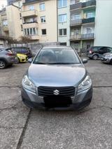 Suzuki (SX4) S-Cross 1.6 DDiS Comfort 4WD Comfort - gebrauchte Suzuki (SX4) S-Cross aus dem Jahr 2015