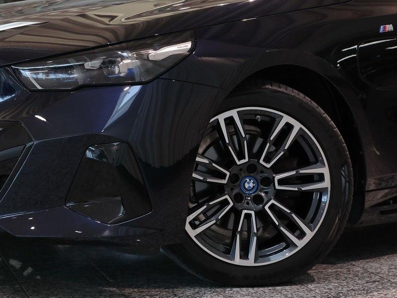 BMW 530e Lim. M Sport Adp.LED HarmKar DrivAssProf. 3