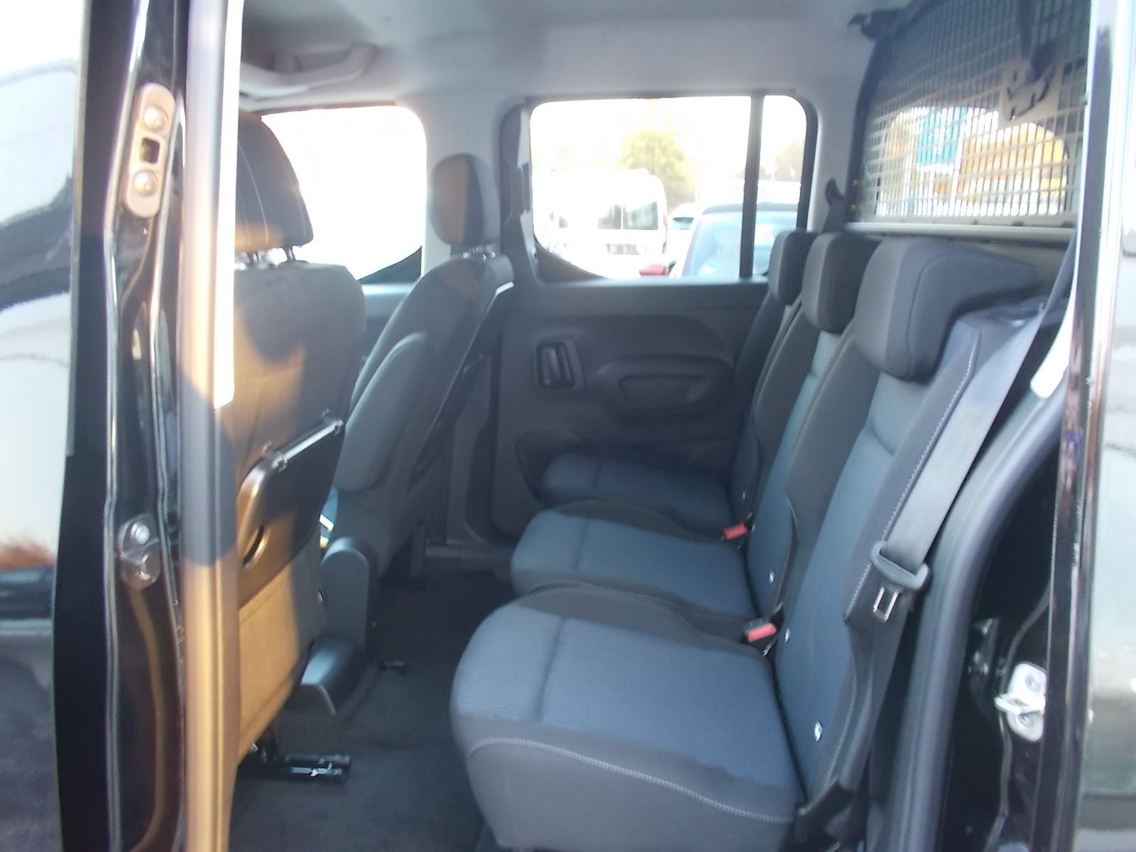 Fahrzeugabbildung Fiat Doblo Kombi L1 1.5 BlueHDi