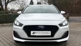 Hyundai i30 CW Trend 1.Hand/LED/ACC/Rückfahrkamera/E6dT - Hyundai i30 mit Diesel-Antrieb: Kombi, Automatik, 1.6