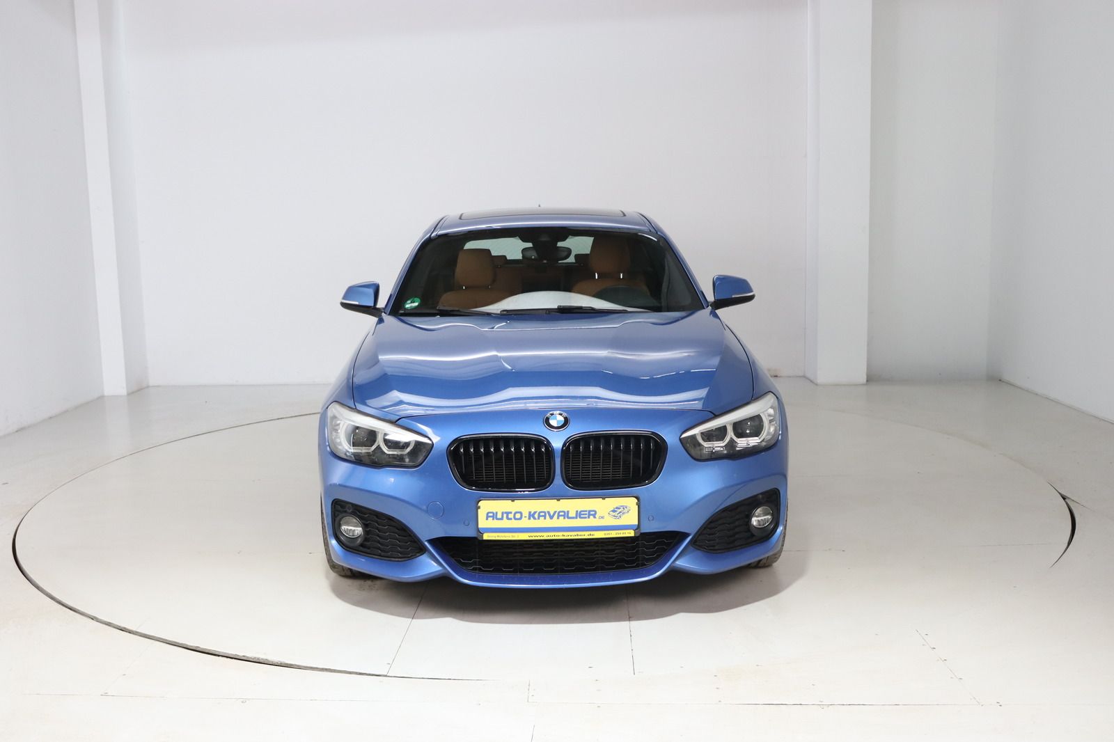 Fahrzeugabbildung BMW 120 xd * LED * Navi * Memory * 1. Hand * M-Paket