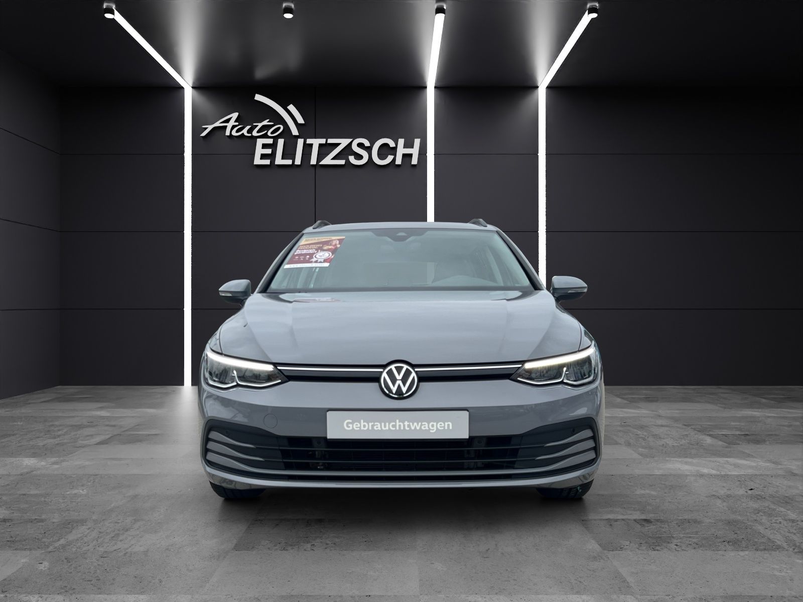 Fahrzeugabbildung Volkswagen Golf VIII Variant TSI Life LED Navi AID ACC PDC