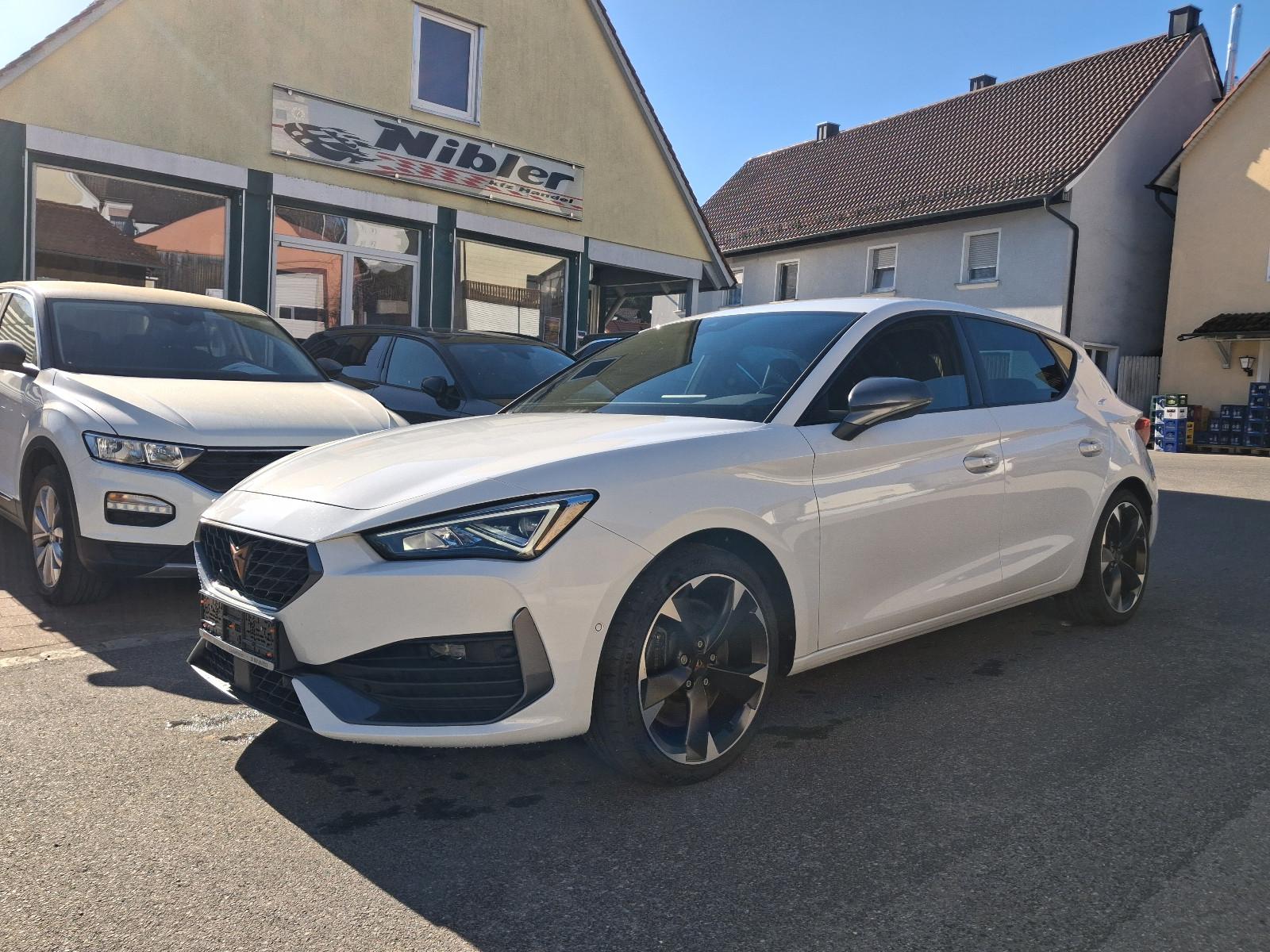 Cupra Leon 2.0 TSI DSG LED+VIRTUAL+KAMERA+1.HAND+ACC