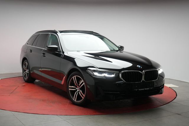 BMW 520 d Touring Navi/Leder/Temp/Kamera/Pano/