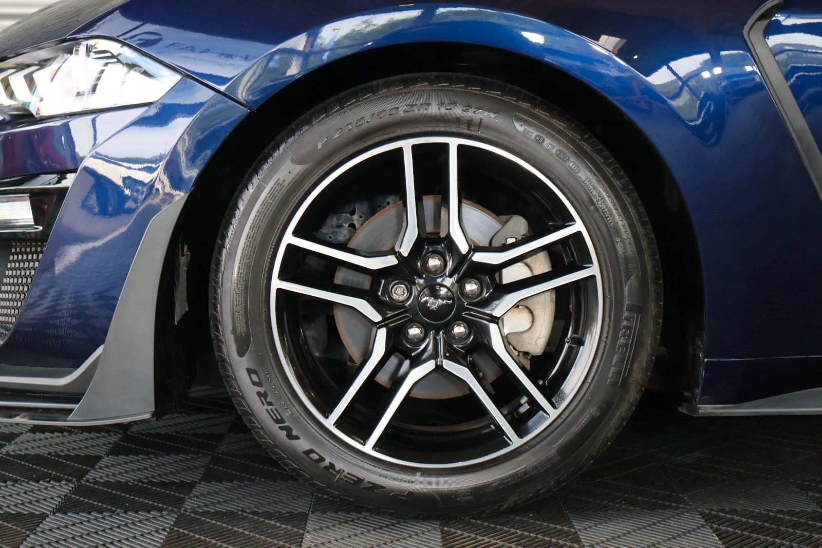 Ford Mustang 2.3 EcoBoost SHELBY OPTIK/CARPLAY/KAMERA
