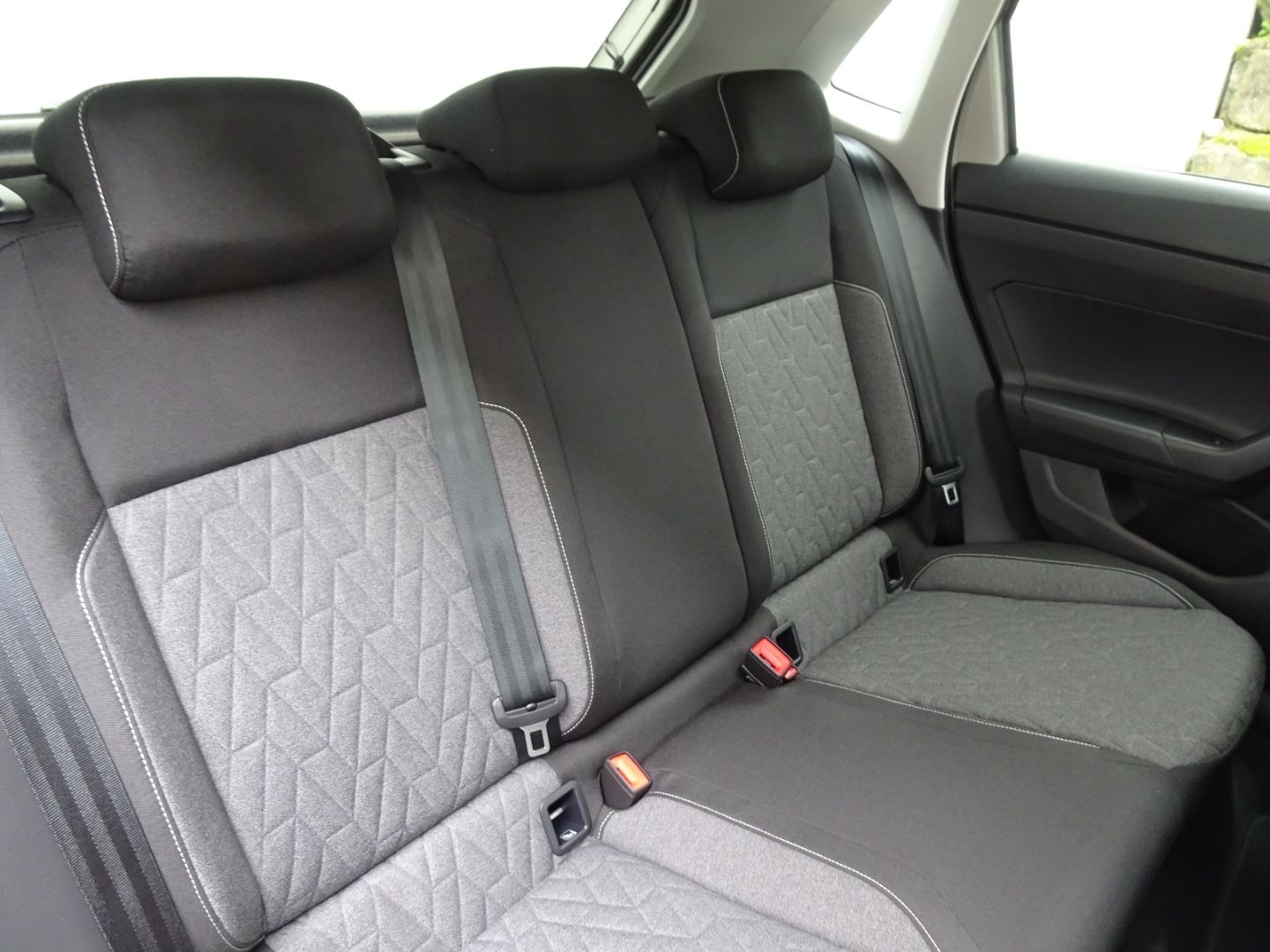 Polo MOVE 1.0 TSI Navi/LED/ACC/Kamera/Sitzheiz.