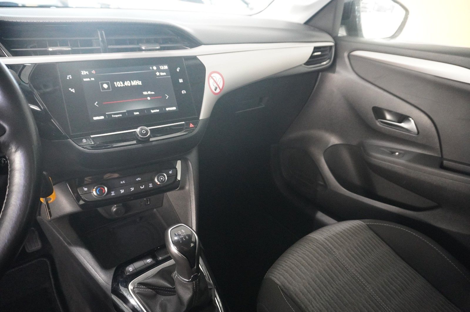 Fahrzeugabbildung Opel Corsa F 1.2 EDITION NAVI/SHZ/PDC/TEMP./USB/DAB+