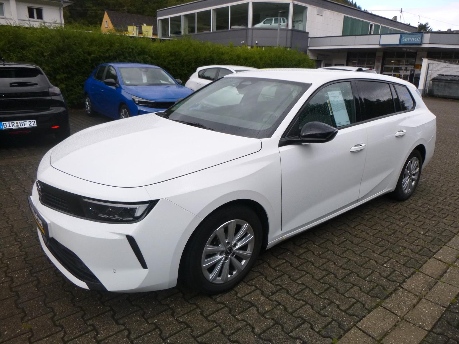 Opel Astra L ST Business Edition Diesel