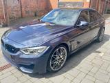 BMW M3  30 Jahre  M3 1/500 Keramikbremse 3.787 KM - BMW M3: 30
