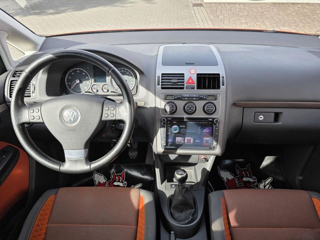 VW Touran — Foto 18